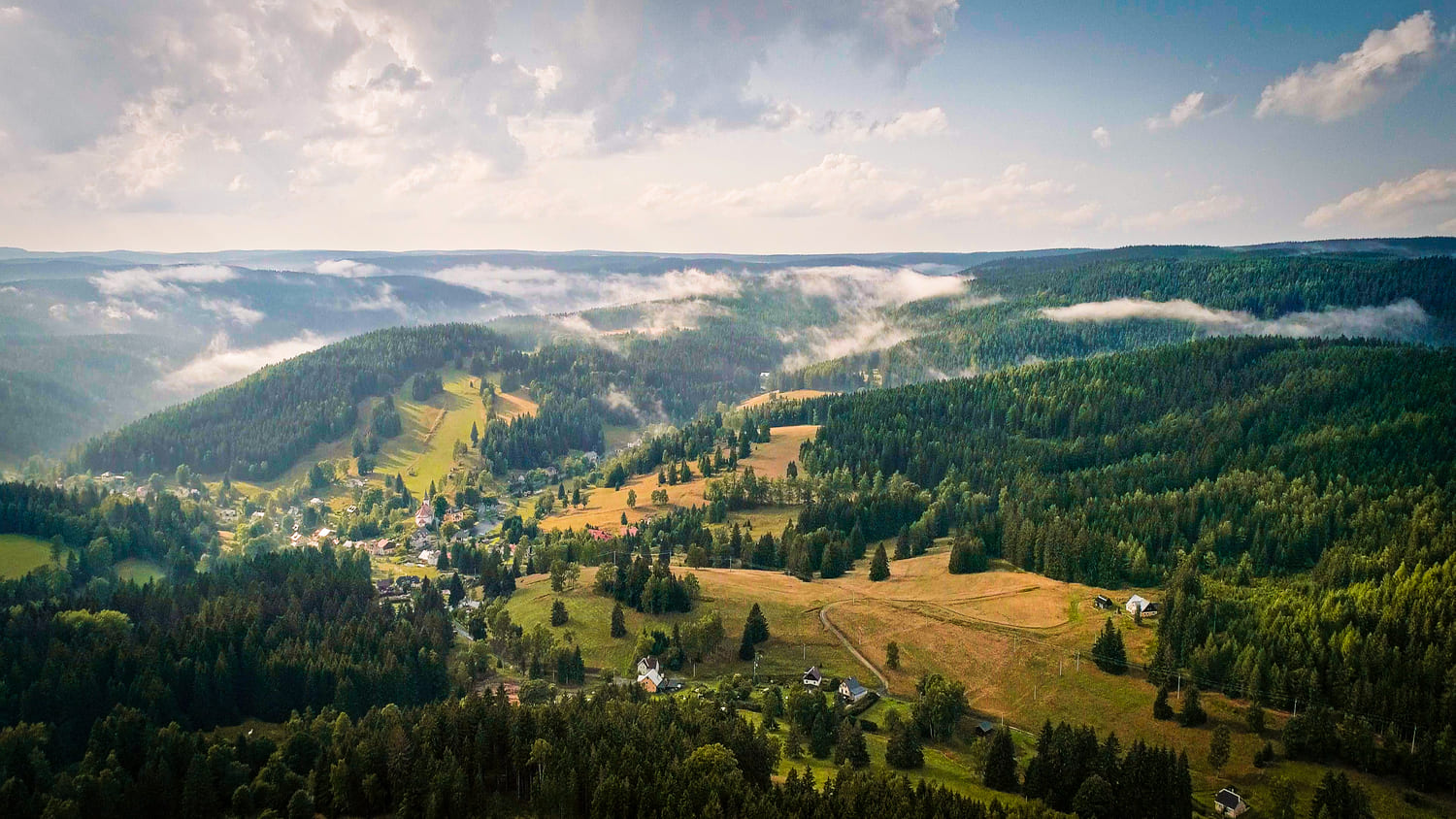 Foto_Andrea_Pfeifferova_Mariánská_Kniha_Čarovné_Krušné_hory–východní