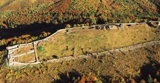Nazvali ju aj "Noemova archa", hoci nikdy nevidela potopu. Bola útočiskom, pevnosťou aj pýchou. Najväčší hrad v strednej...