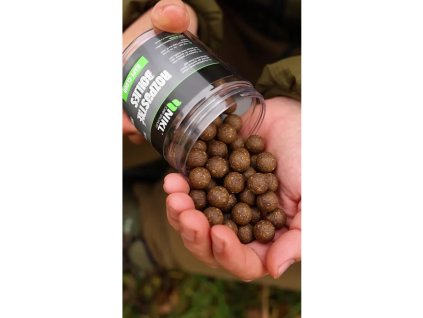 Nikl Rozpustné boilies Rape Cloud 250ml (Varianta Nikl Rozpustné boilies Rape Cloud 250ml - Průměr: 24mm, Balení: 250ml)
