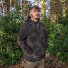 AVID CARP DISTORTION CAMO HOODIE (Velikost Medium)