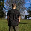 AVID CARP DISTORTION CAMO T-SHIRT (Velikost Medium)