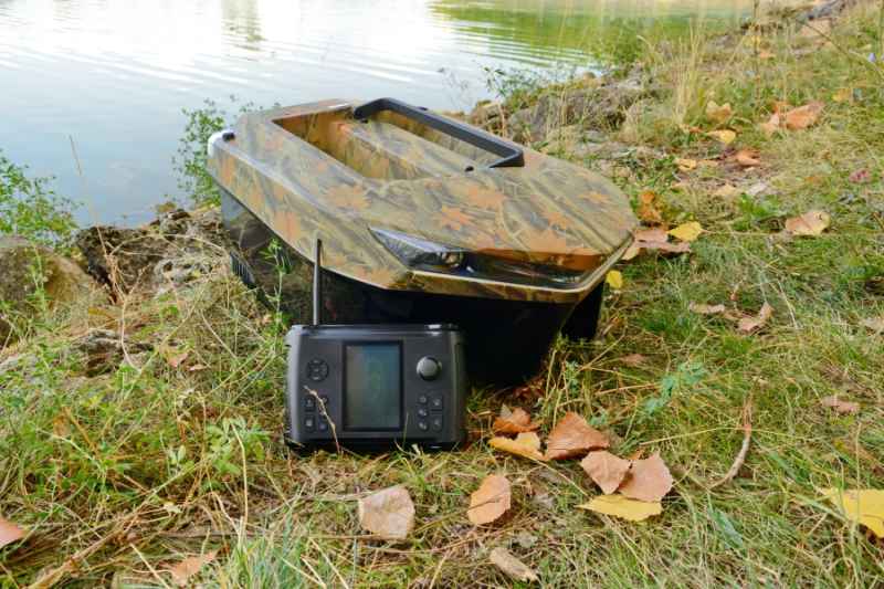 Zavážecí loďka Prisma XL