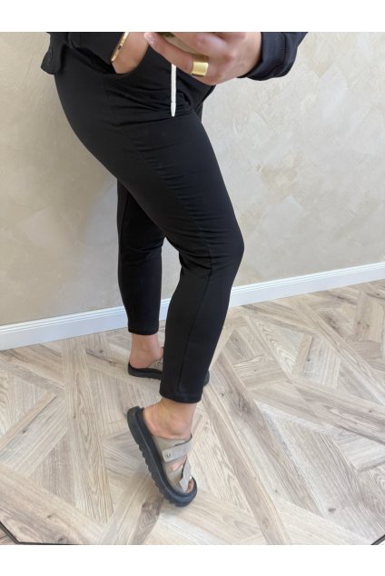 Tepláky - Black členkové