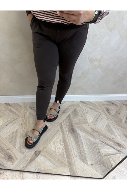 Tepláky Dark Brown INVT