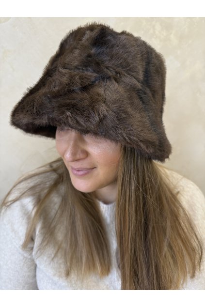 Klobúk čierny BIANKA