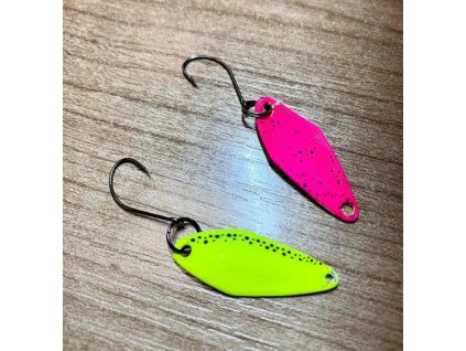 32830 zielfisch plandavka wasp 1 2g color 19