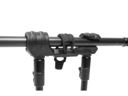 53989 avid carp lok down landing net holder