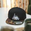 54238 monkey climber siltovka snapback black with camou peak