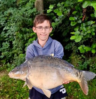 Dalším, kdo pro letošní sezónu rozšíří řady našeho JUNIOR týmu je Tomáš 🐟🐟🐟 Vítej a budeme se těšit na Tvoje úlovky 🍀🍀🍀...