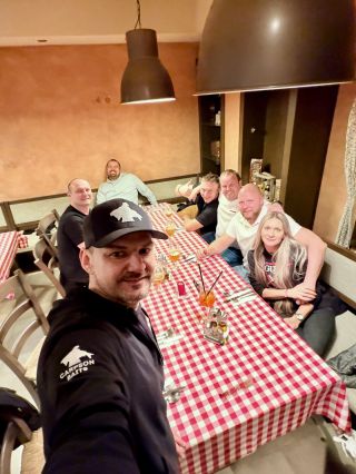 Jedním slovem NESKUTEČNÉ ❤️❤️❤️ Toto nikdo nečekal 😍😍😍 Děkuji upřímně každému z vás, kdo se za námi na stánek zastavil,...