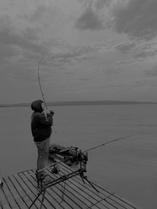 🇨🇿 CARPSONBAITS 🇨🇿 🐟 Peg 86 🐟 Jednu 7kg rybu už máme zdolanou, teď při boatbanu krásná jízda pro Matesa a uvidíme, jak vše...