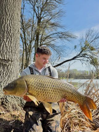 Další parádní šupík pro Dana 👌👌👌 #carpsonbaits #boiliesztřebíče #ONLY #kapřijenomkapři