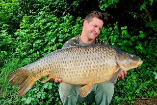 Krásně stavěný šupík pro Radka 👌👌👌 #carpsonbaits #boiliesztřebíče #kapřijenomkapři