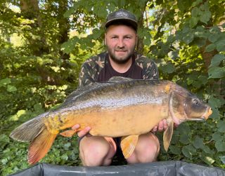 Jedna pěkná rybka z přehrady 👌👌👌 #carpsonbaits #boiliesztřebíče #CB1 #kapřijenomkapři