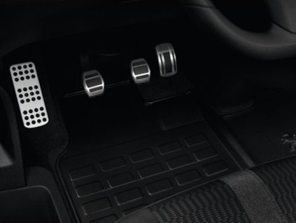 Přední gumový koberec Peugeot Traveller (1648691180)