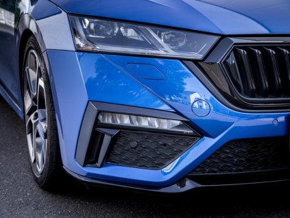 Lemy sání vzduchu Milotec Škoda Octavia IV RS 2019- černá lesklá