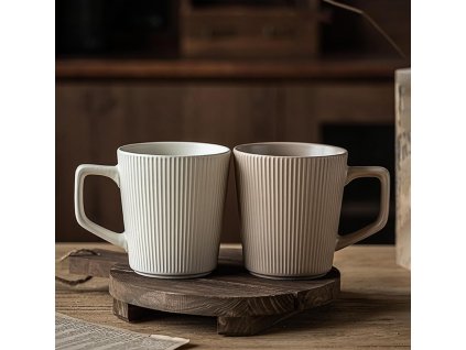 Sada 4 velkých keramických hrnků 400ml