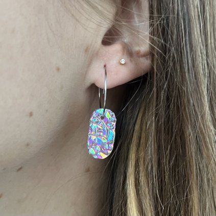 Náušnice Constantina Mirabelle na uchu 1024x1024