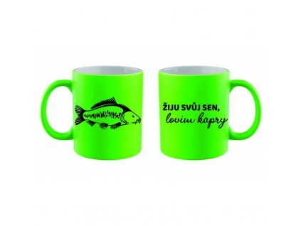 Barevný hrnek - Žiju svůj sen, lovím kapry (Barva Zelená)