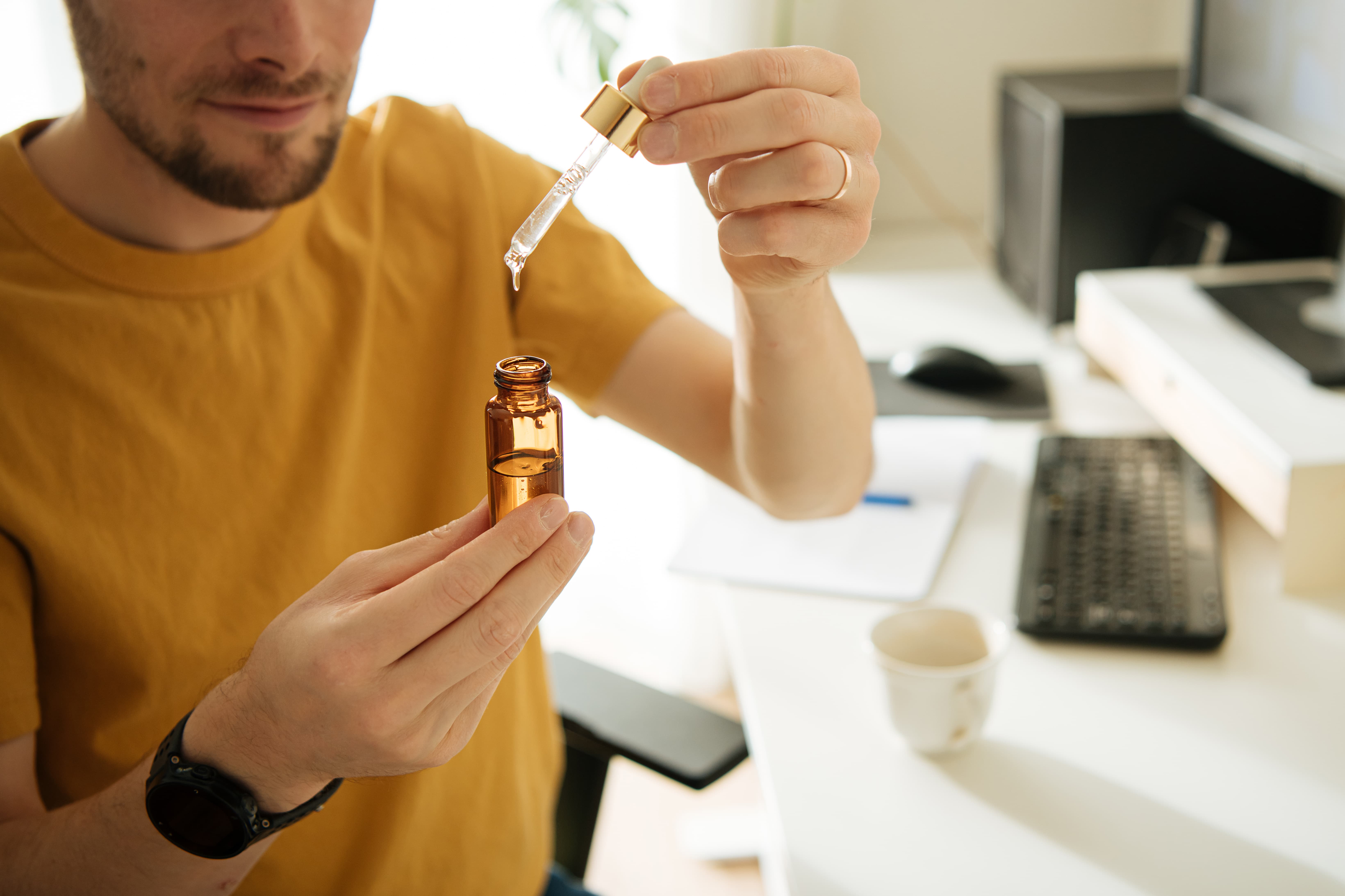 5 nejčastějších důvodů proč se zákazníci vracejí k CBD olejům