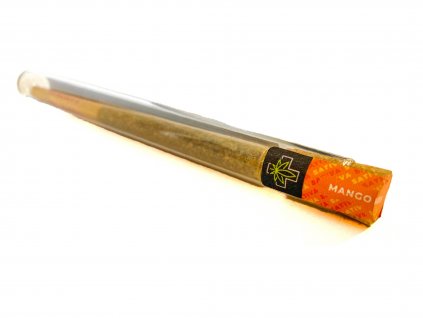 Mango Kush CBD PRE-ROLL: Indoor sušená květina s bohatě posypanými trichomy a příjemnou citrusovou vůní