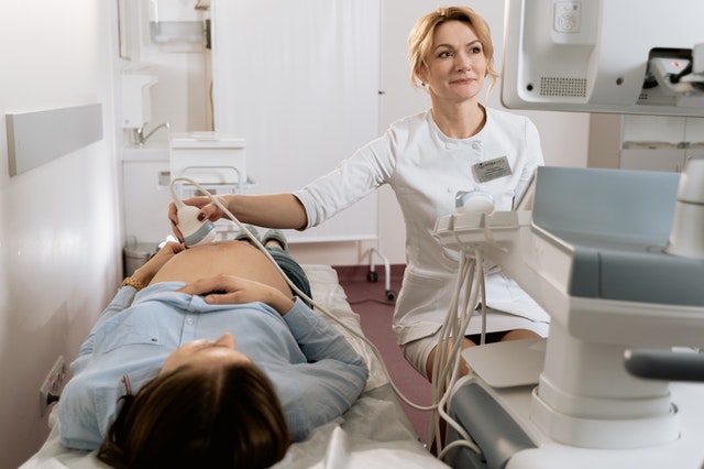 žena u gynekoložky