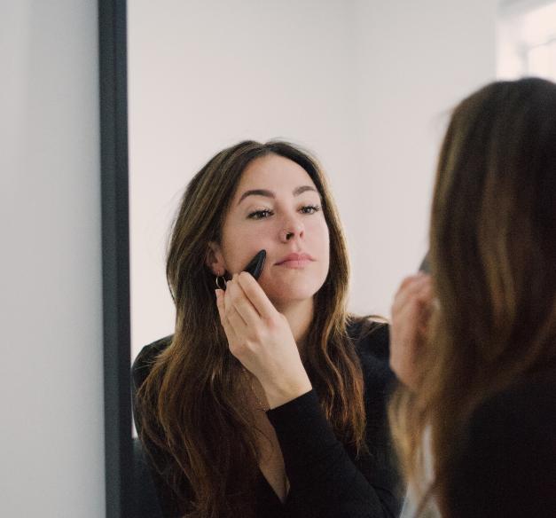 Prečo a ako používať pleťové sérum CBD