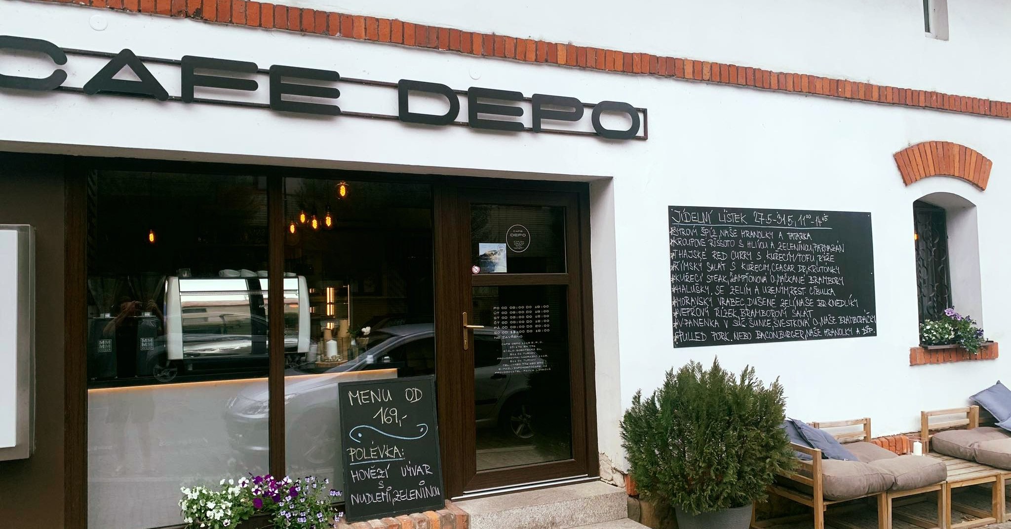 CAFÉ DEPO