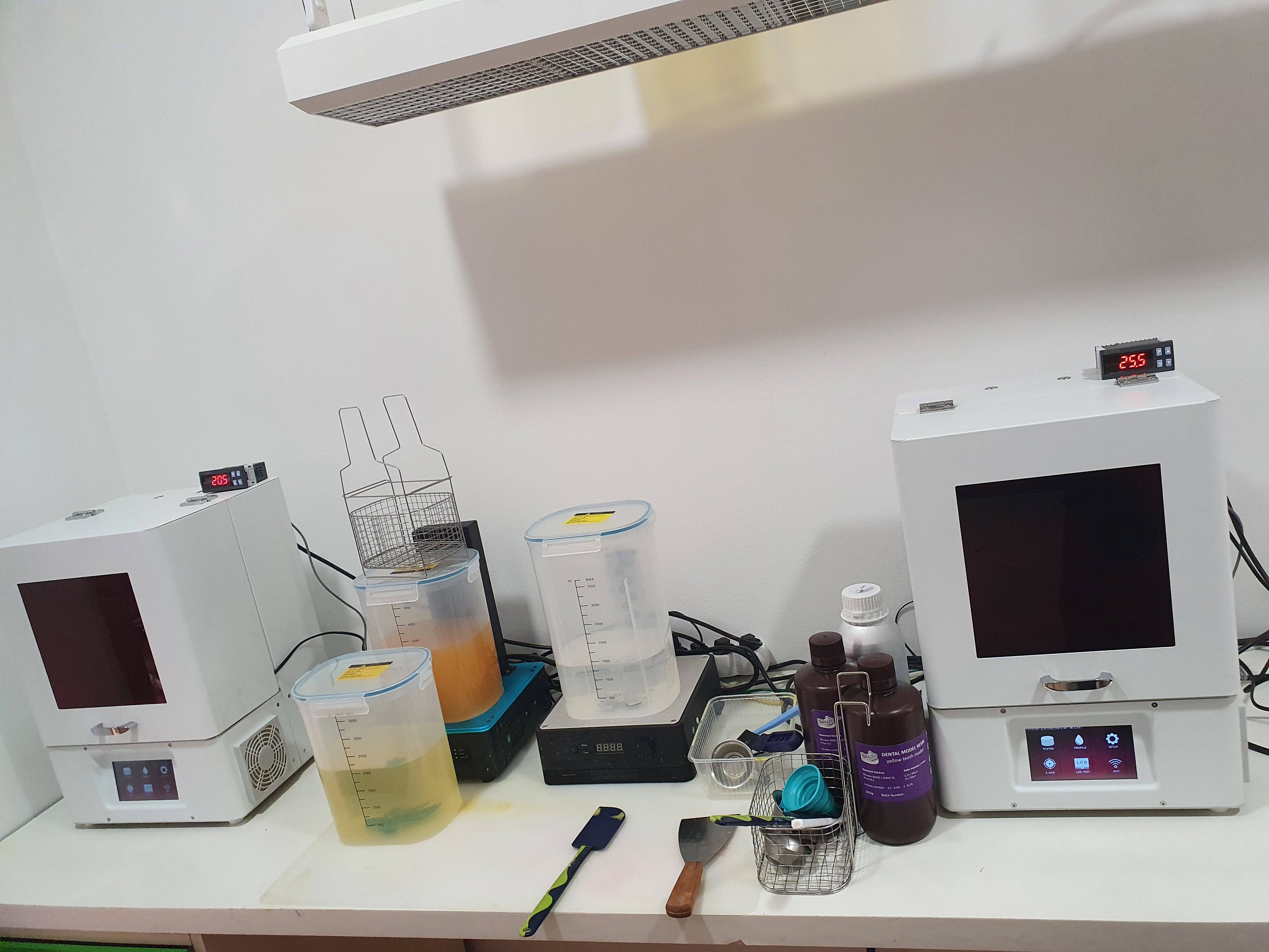 Zkušenosti s 3D tiskárnou Phrozen Sonic XL v druhém roce používání