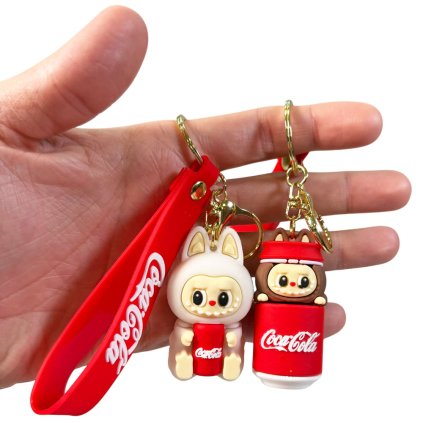 labubu přívěsek coca cola 0