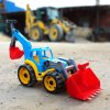 traktor s rypadlem modrý 2