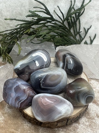 Achát Botswana tromlovaný