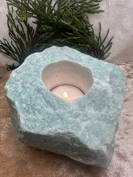 Svícen avanturín zelený