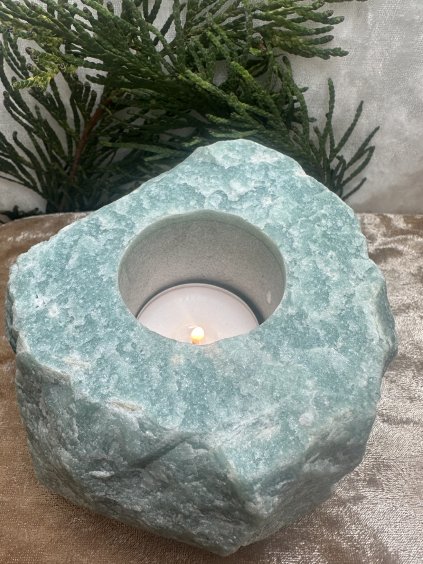 Kamenný svícen avantuín zelený