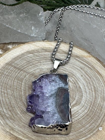 Přívěsek ametyst řez