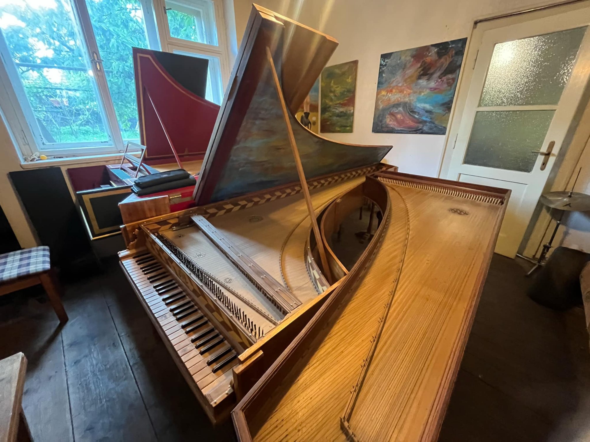 Proč si koupit použité cembalo na cembala.cz