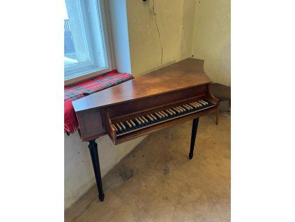 spinet1