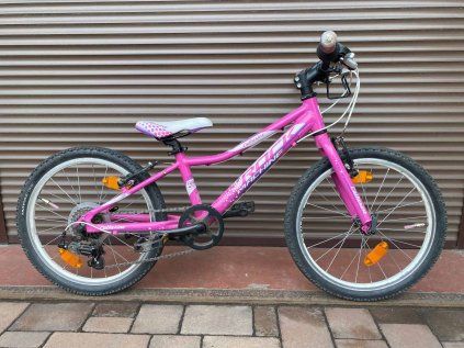 divci kolo rock machine catherine 20