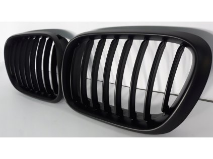 5454 predni maska ledvinky mrizky bmw x5 e53 01 03 cerna matna