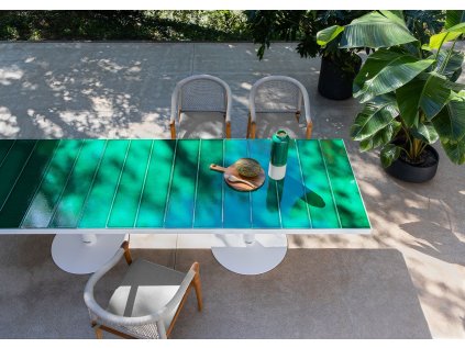 EXTERIEROVY_JEDALENSKY_STOL_PANTAGRUEL_ATMOSPHERA -Nahľad