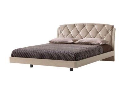 NABYTOK-DO-SPALNE_ROUND_CAMELGROUP_MANZELSKA-POSTEL_1