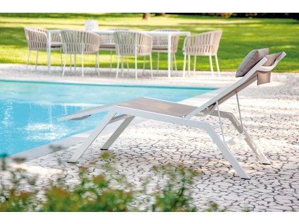 ZAHRADNE_LEZADLO_ACAPULCO_GRATTONI