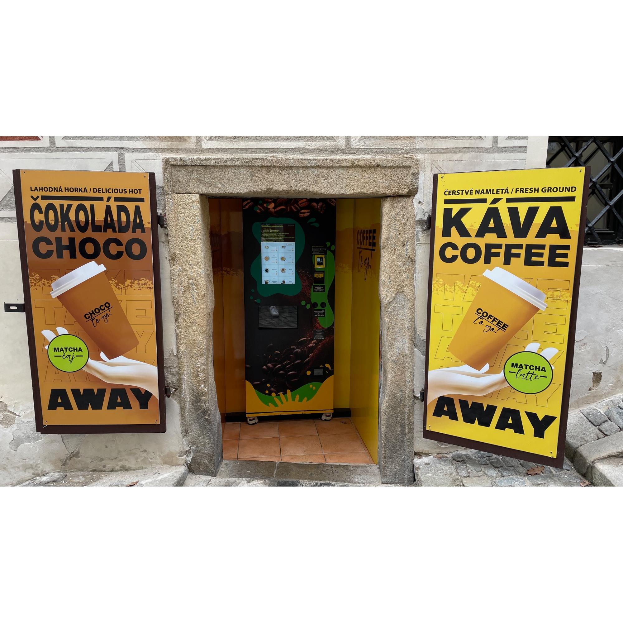 Automat na kávu v srdci Českého Krumlova