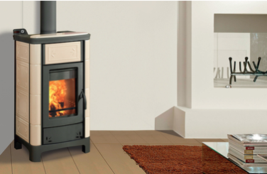 Thermorossi Ardhea kamna na dřevo