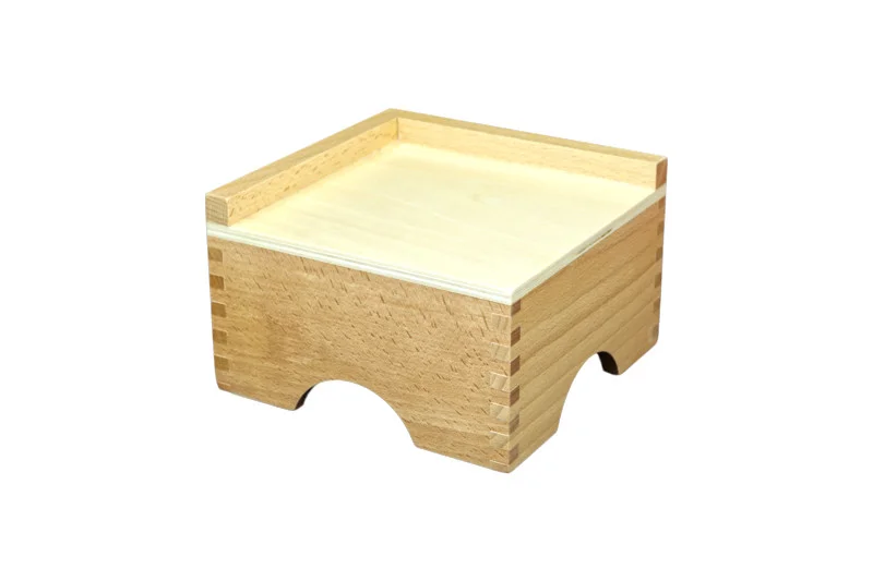 Fotografie Montessori Moyo Montessori Podstavec pod růžovou věž