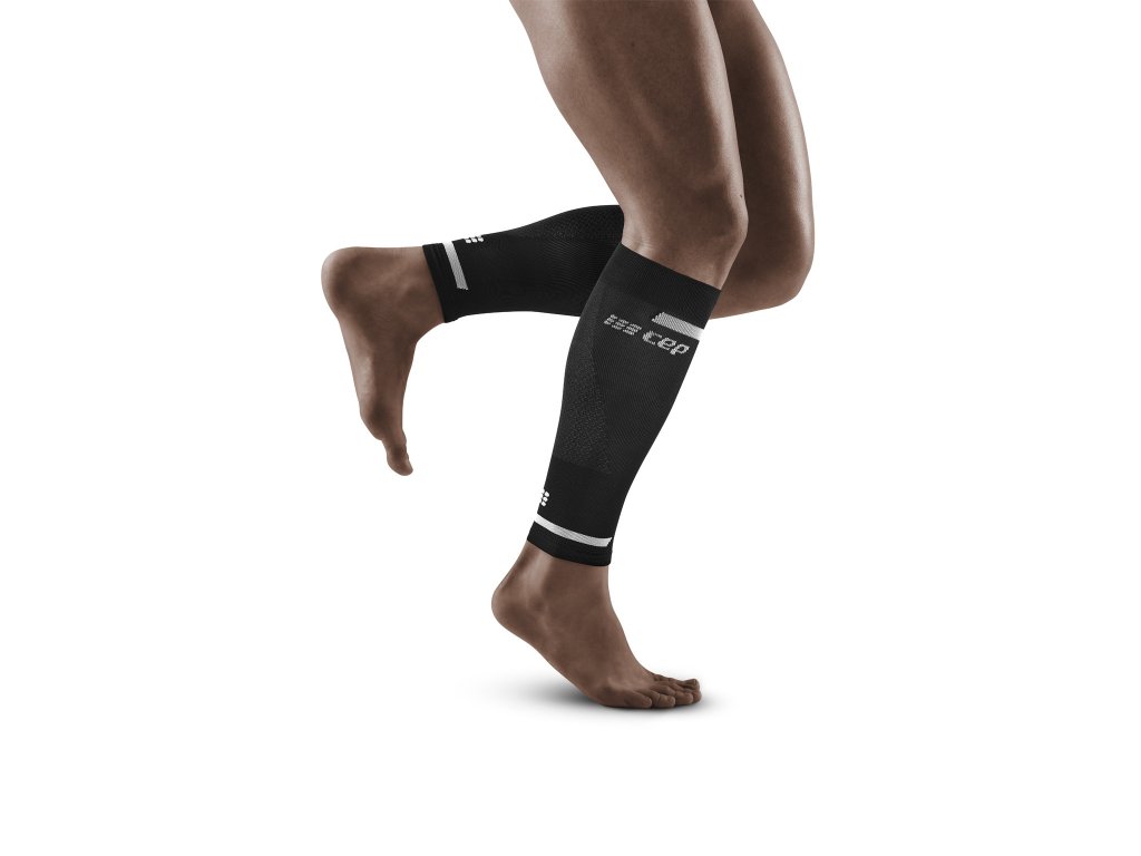 The run calf sleeves black m front model 1536x1536px