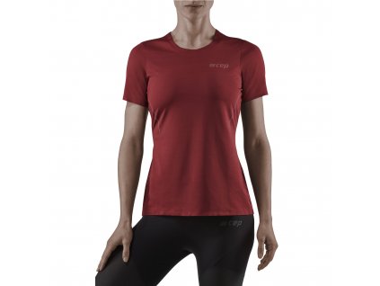 Run shirt SS dark red w front model 1536x1536px