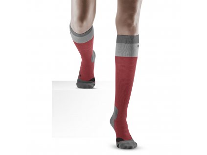 Hiking light merino socks berry grey w front model 1536x1536px