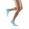 The run socks low cut v4 light blue WP3AGR front model web