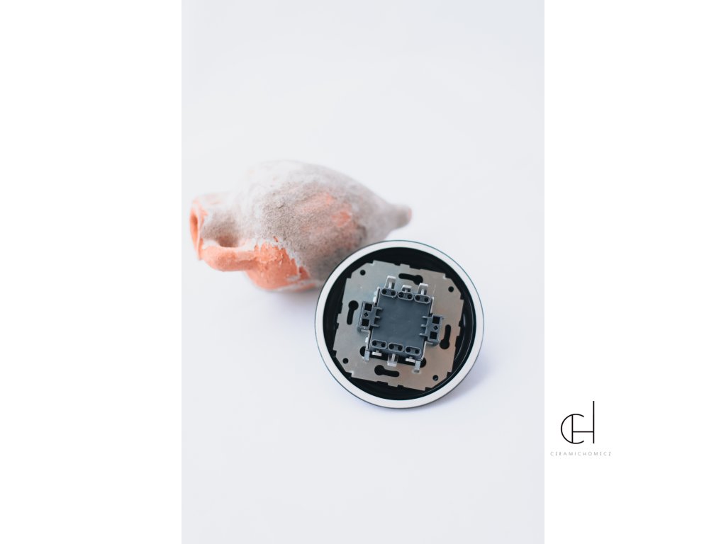 Keramický dvojvypínač 6/6 (5,5B) kompletní ČERNÁ bezšroubkový